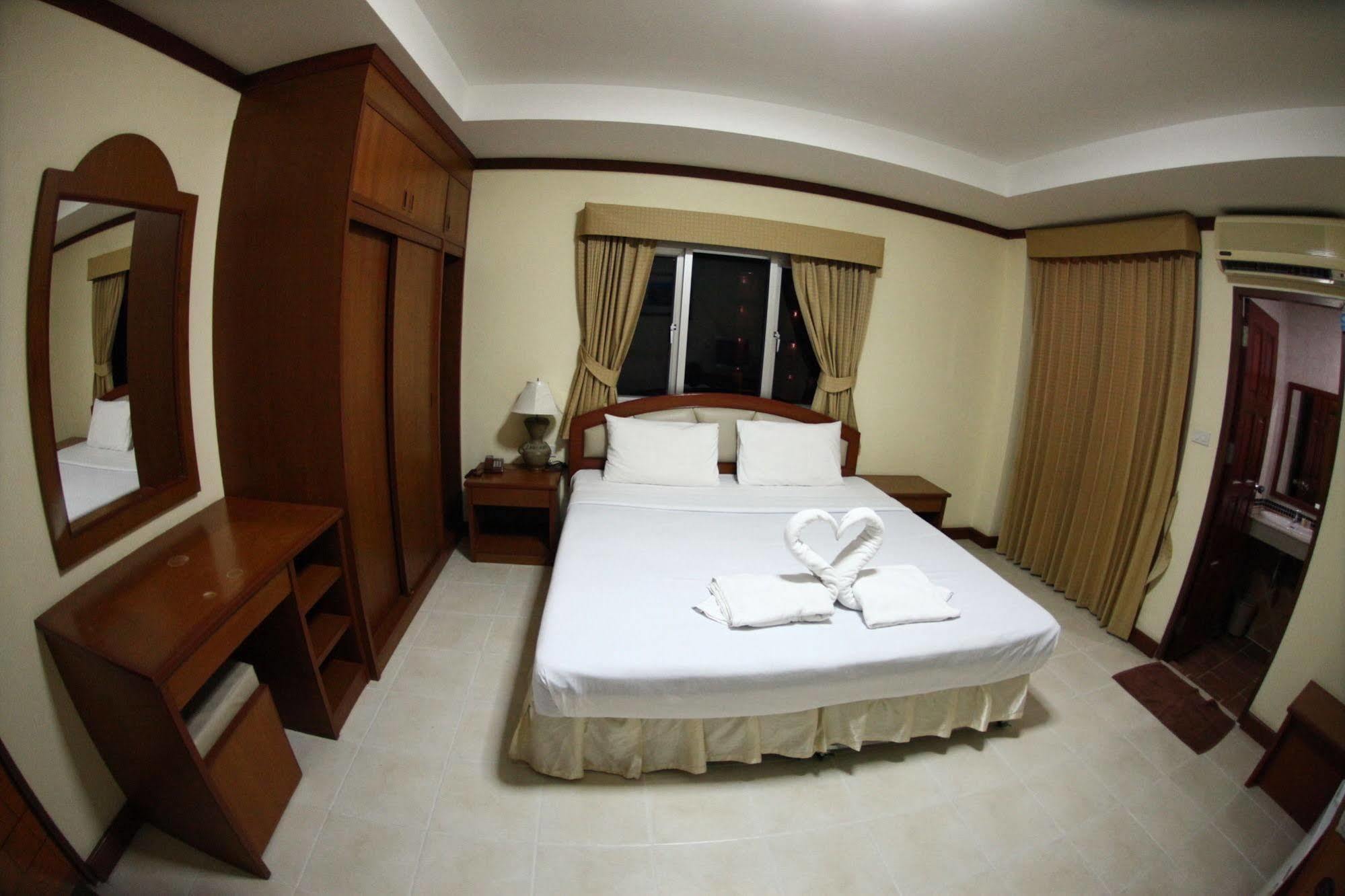 Priew Wan Guesthouse Patong Dış mekan fotoğraf