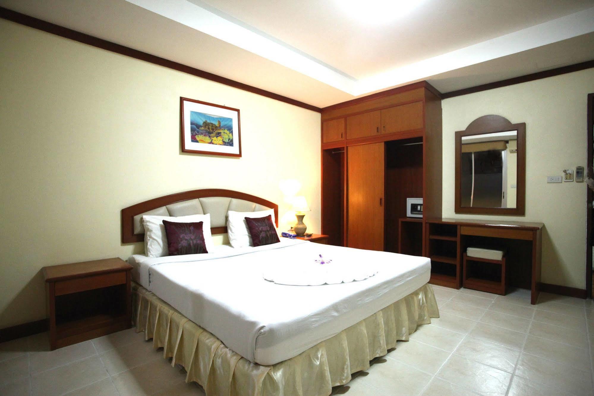 Priew Wan Guesthouse Patong Dış mekan fotoğraf